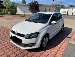 Weiß Gebraucht 2013 VW Polo Life Kleinwagen | 8.200 € (Fairer Preis)