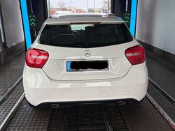 Weiß Gebraucht 2013 Mercedes A180 Urban Limousine | 14.950 € (Fairer Preis)