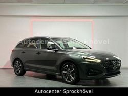 Grau Gebraucht 2021 Hyundai i30 Edition Kombi | 16.999 € (Guter Preis)