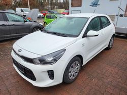 Weiß Gebraucht 2020 Kia Rio Limousine | 11.650 € (Fairer Preis)