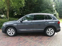 Grau Gebraucht 2023 VW Tiguan Move SUV | 29.900 € (Fairer Preis)