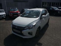 Weiß Gebraucht 2024 Mitsubishi Space Star Select+ Limousine | 16.590 € (Fairer Preis)