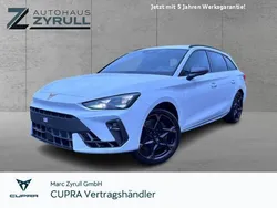 Weiß Neu 2025 Cupra Leon VZ Limousine | 49.980 € (Teuer)