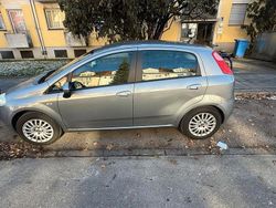 Grau Gebraucht 2009 Fiat Grande Punto Dynamic Kleinwagen | 2.400 € (Fairer Preis)