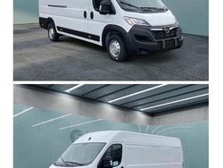 Weiß Gebraucht 2024 Opel Movano Van | 37.100 €