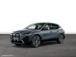 Grau Gebraucht 2024 BMW iX SUV | 57.470 € (Fairer Preis)