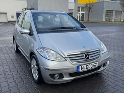 Silber Gebraucht 2005 Mercedes A200 Elegance Van / Kleinbus | 5.100 € (Fairer Preis)