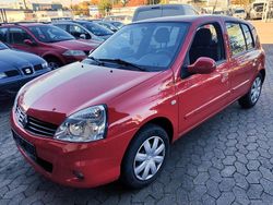 Rot Gebraucht 2011 Renault Clio II Campus Kleinwagen | 1.650 € (Fairer Preis)