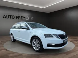 Weiß Gebraucht 2018 Skoda Octavia Clever Kombi | 12.890 € (Fairer Preis)