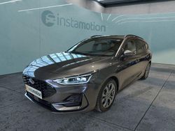 Grau Gebraucht 2023 Ford Focus ST-Line Kombi | 27.199 € (Fairer Preis)