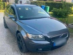 Grau Gebraucht 2005 Volvo V50 Kombi | 2.650 € (Superpreis)
