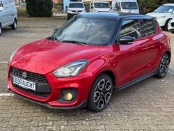 Rot/dach schwarz Gebraucht 2021 Suzuki Swift Sport Kleinwagen | 15.640 € (Fairer Preis)