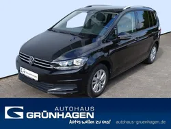 Deep black perleffekt Gebraucht 2024 VW Touran Comfortline Van / Kleinbus | 34.480 € (Fairer Preis)
