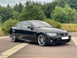 Schwarz Gebraucht 2011 BMW 335 M Sport Coupé | 11.980 € (Fairer Preis)