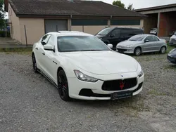 Weiß Gebraucht 2015 Maserati Ghibli Coupé | 29.490 € (Fairer Preis)