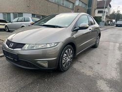 Grau Gebraucht 2006 Honda Civic Kleinwagen | 2.900 €