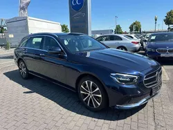 Blau Gebraucht 2021 Mercedes E300 Avantgarde Limousine | 32.999 € (Fairer Preis)