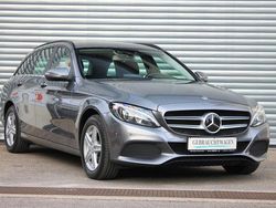 Grau Gebraucht 2018 Mercedes C220 Limousine | 16.600 € (Etwas zu teuer)