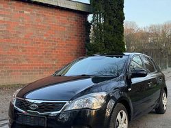 Schwarz Gebraucht 2010 Kia Ceed Spirit Kleinwagen | 4.100 € (Guter Preis)