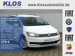 Weiss Gebraucht 2018 VW Touran Comfortline Van / Kleinbus | 17.990 € (Guter Preis)