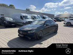 Lack kosmosschwarz (metallic) Gebraucht 2024 Mercedes A220 AMG Limousine | 38.860 € (Etwas zu teuer)