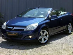 Ultrablau/blue Gebraucht 2009 Opel Astra Cabriolet Cabrio | 4.950 € (Etwas zu teuer)
