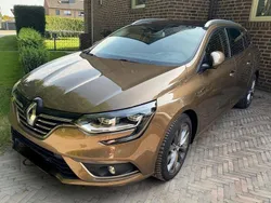 Braun Gebraucht 2018 Renault Mégane GrandTour Bose Edition Kombi | 11.360 € (Guter Preis)