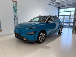 Weiß Gebraucht 2021 Hyundai Kona Trend SUV | 23.990 € (Etwas zu teuer)