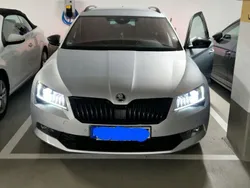 Grau Gebraucht 2019 Skoda Superb SportLine Kombi | 22.700 € (Superpreis)