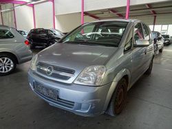 Silber Gebraucht 2004 Opel Meriva Cosmo Van / Kleinbus | 750 € (Superpreis)