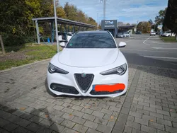 Weiß Gebraucht 2018 Alfa Romeo Stelvio Super SUV | 18.500 € (Fairer Preis)