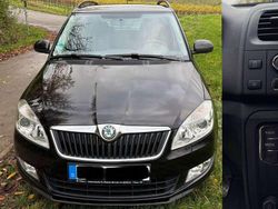 Schwarz Gebraucht 2012 Skoda Fabia Family Kleinwagen | 3.400 € (Fairer Preis)