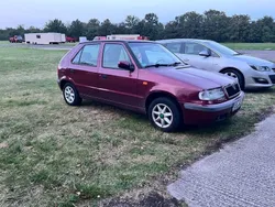 Rot Gebraucht 1999 Skoda Felicia Limousine | 1.300 €