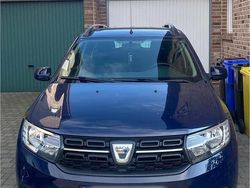 Blau Gebraucht 2017 Dacia Logan MCV Kombi | 4.900 €