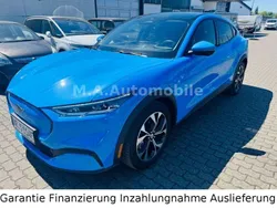 Grabber blue metallic Gebraucht 2022 Ford Mustang Mach-E Basis SUV | 29.999 € (Superpreis)