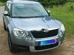 Silber Gebraucht 2011 Skoda Yeti SUV | 7.000 € (Fairer Preis)