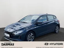 Grau Gebraucht 2024 Hyundai i20 Trend Limousine | 17.990 € (Guter Preis)