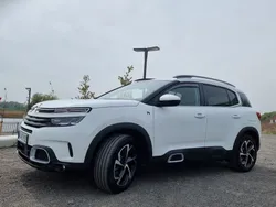 Weiß Gebraucht 2022 Citroën C5 Aircross Start SUV | 20.900 € (Superpreis)