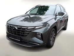 Grau Gebraucht 2021 Hyundai Tucson Pure SUV | 22.488 € (Guter Preis)