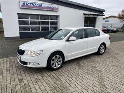Candyweiss Gebraucht 2009 Skoda Superb Ambition Limousine | 6.500 € (Etwas zu teuer)
