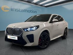 Weiß Gebraucht 2025 BMW iX2 SUV | 60.099 € (Teuer)