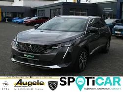 Grau Gebraucht 2021 Peugeot 5008 Allure Van / Kleinbus | 27.840 € (Guter Preis)