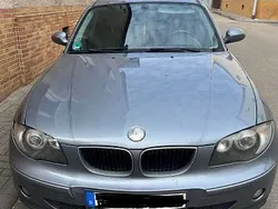 Grau Gebraucht 2005 BMW 116 Kleinwagen | 600 € (Superpreis)