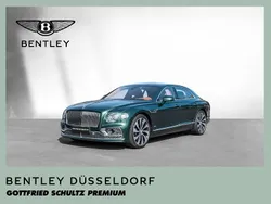 Grün Gebraucht 2024 Bentley Flying Spur Limousine | 229.900 € (Guter Preis)