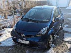 Blau Gebraucht 2008 Toyota Aygo Kleinwagen | 3.500 € (Etwas zu teuer)