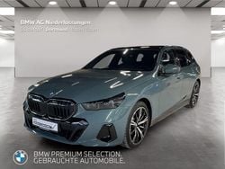 Grün Gebraucht 2024 BMW 520 Comfort Edition Kombi | 61.899 € (Teuer)
