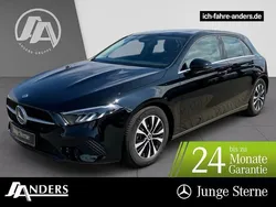 Nachtschwarz Gebraucht 2024 Mercedes A180 Limousine | 25.994 € (Guter Preis)