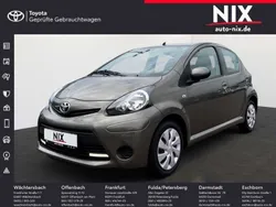Bronzebraun mica metallic Gebraucht 2013 Toyota Aygo Cool Kleinwagen | 7.600 € (Teuer)