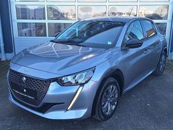 Silber Gebraucht 2023 Peugeot e-208 Allure+ Kleinwagen | 19.990 € (Fairer Preis)