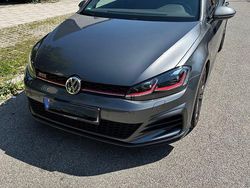 Grau Gebraucht 2019 VW Golf VII GTI Limousine | 21.999 € (Fairer Preis)